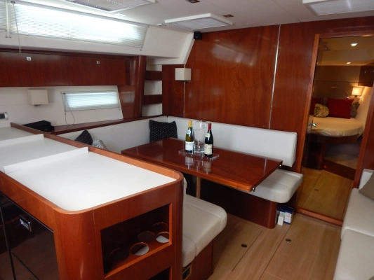 Amel 55 Yacht For Sale