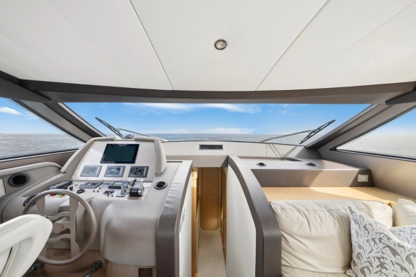 2013 Ferretti Yachts 62