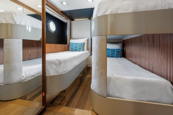 SLIDE 60ft Absolute Yacht For Sale