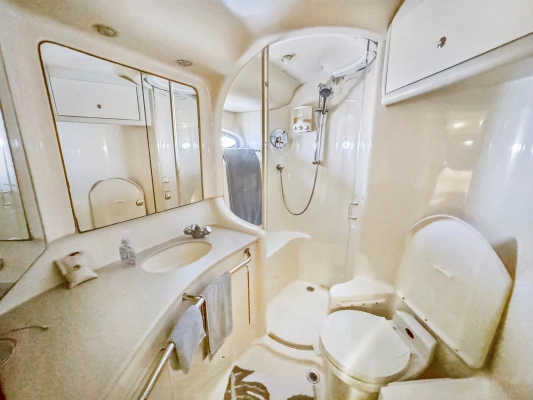 2003 Sea Ray 48