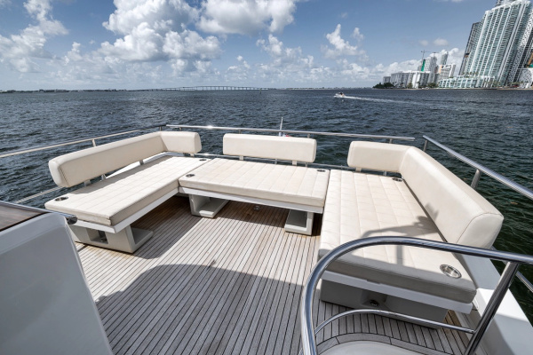 50ft Azimut Yacht For Sale