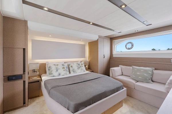 2018 Prestige 63