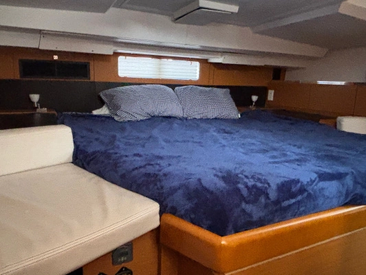 Jeanneau Sun Odyssey 44DS Yacht For Sale