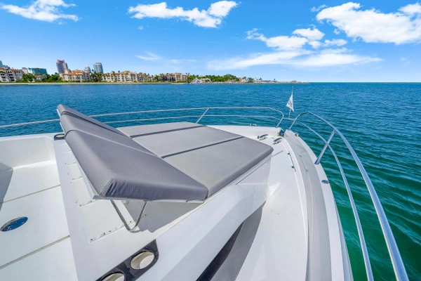 2024 Sunseeker 55