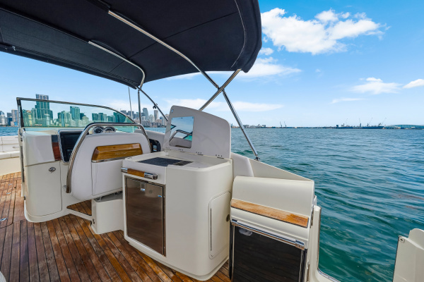 35ft Chris Craft Yacht For Sale