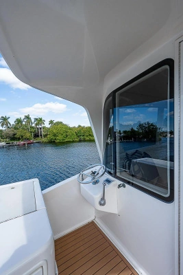 2003 Ocean Yachts 65