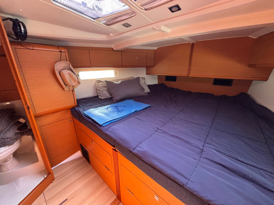 Valentina 51ft Jeanneau Yacht For Sale
