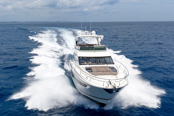 2018 Prestige 63