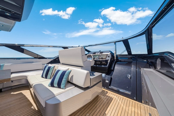 2017 Riva 88