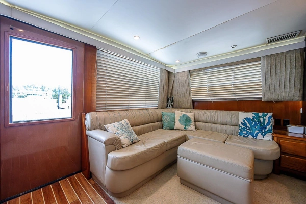 1998 Viking 47