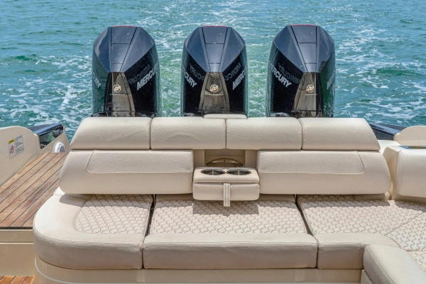 2023 Chris-Craft 35