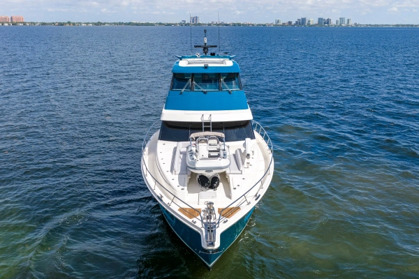 2025 Riviera 72