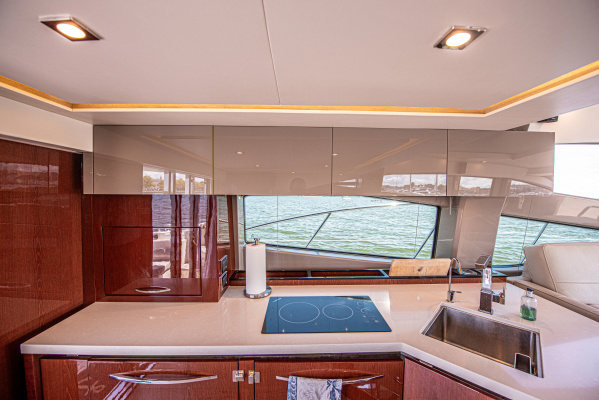 Bob  N Around 55ft Sea Ray Yacht For Sale