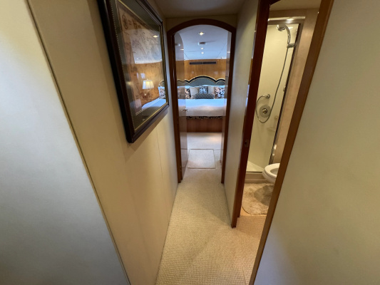 PERFECT LA DEE 75ft Hatteras Yacht For Sale
