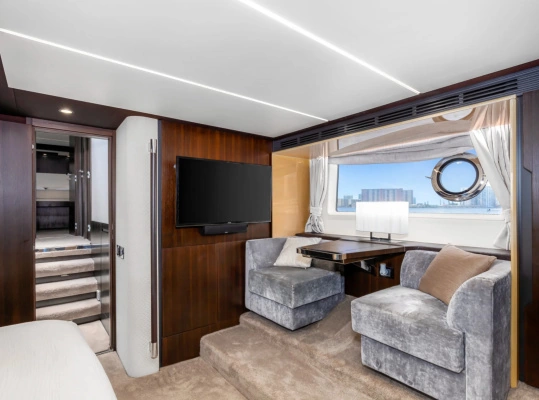 Azimut 66 Fly Yacht For Sale