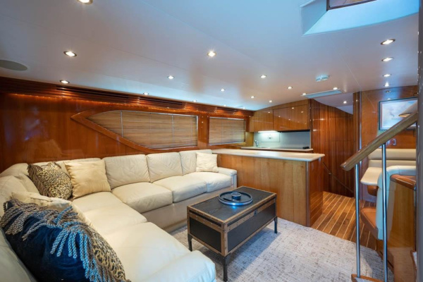 60ft Hatteras Yacht For Sale