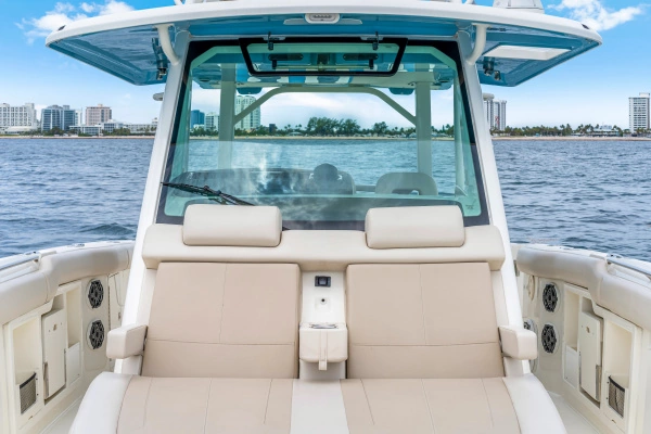 2025 Boston Whaler 38
