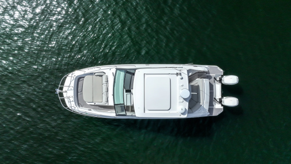 32ft Sea Ray Yacht For Sale