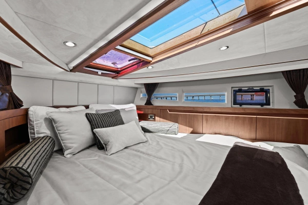 2017 Galeon 44
