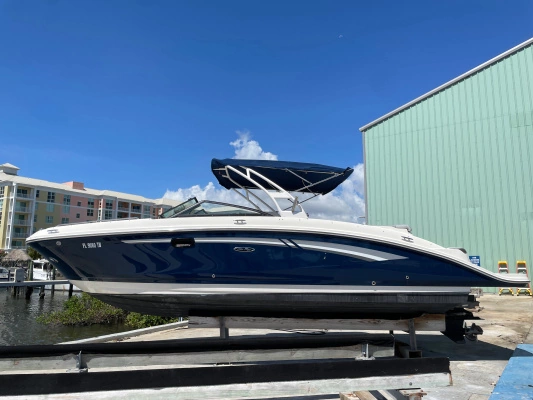 27-ft-Sea Ray-2017-SDX 270-AGUANILE Lantana Florida United States  yacht for sale