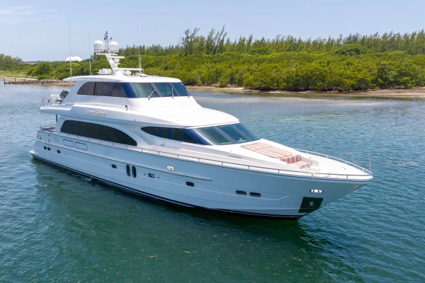 2006 Horizon 82