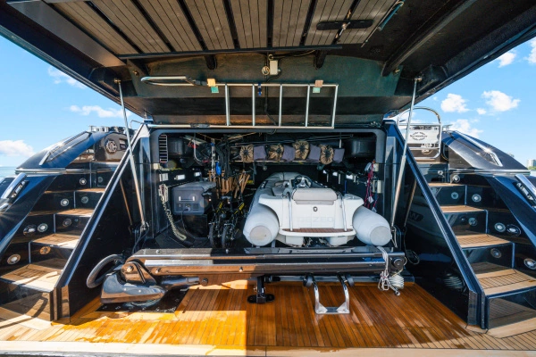 Sunseeker Predator 84 Yacht For Sale