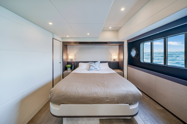 48ft Absolute Yacht For Sale