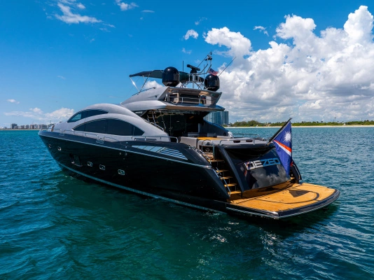 Sunseeker Predator 84 Yacht For Sale
