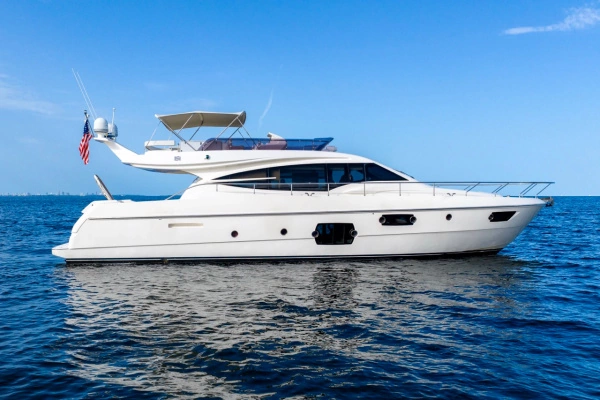 2013 Ferretti Yachts 62