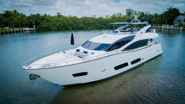 92-ft-Sunseeker-2015-28 Metre Yacht-Future Miami Florida United States  yacht for sale