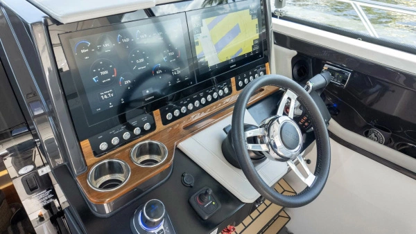 2022 Tiara Yachts 43