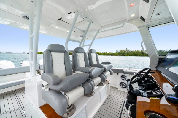 2023 Everglades 39