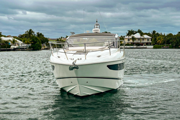 GRAYSKY V 40ft Princess Yacht For Sale
