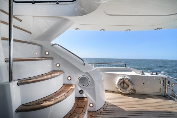VANGUARD 82ft Sunseeker Yacht For Sale