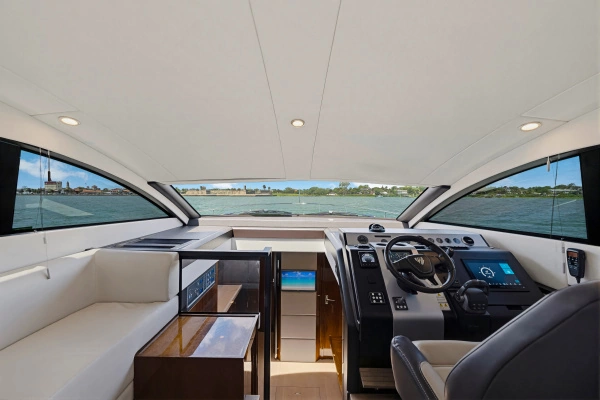 Fairline Squadron 50 Yacht For Sale