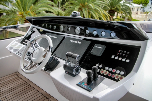 Sunseeker 28 Metre Yacht Yacht For Sale