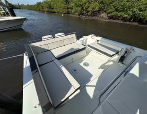 35ft Jeanneau Yacht For Sale