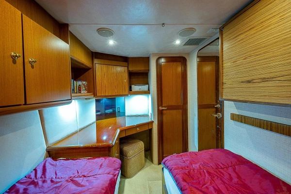 2003 Ocean Yachts 65