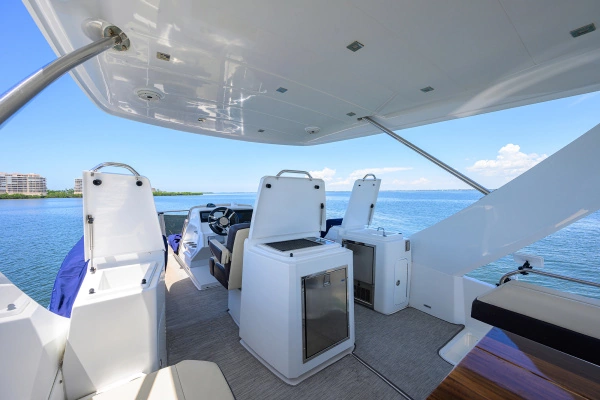 Cruisers Yachts 60 Fly Yacht For Sale