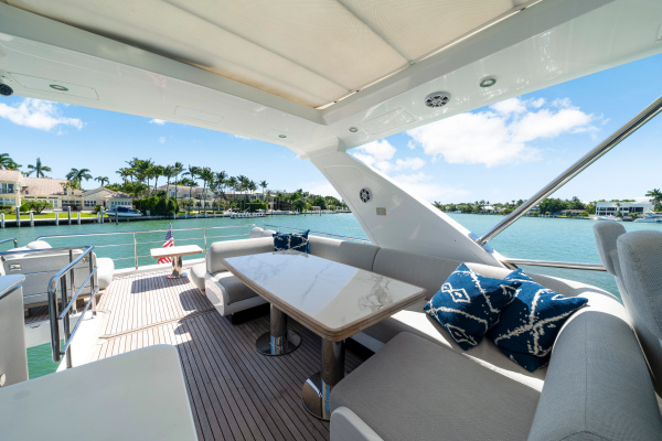 60ft Azimut Yacht For Sale