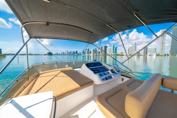 Sunseeker Manhattan 52 Yacht For Sale