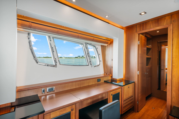 84ft Sunseeker Yacht For Sale