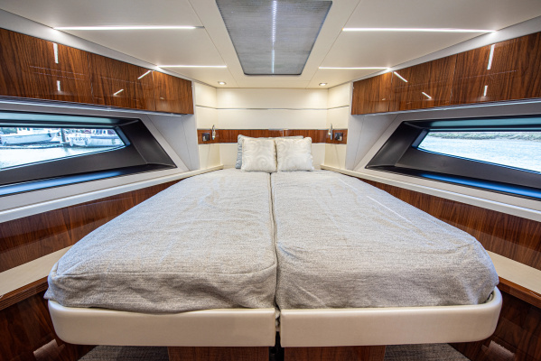 DULZURA 50ft Sunseeker Yacht For Sale