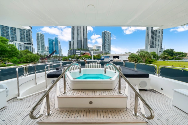 2010 Sunseeker 112