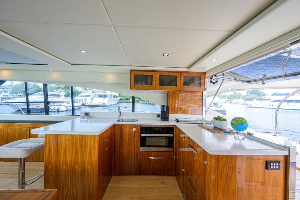 2019 Riviera 54