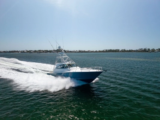 2018 Viking 52