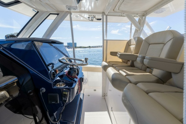 Moon Dogg 37ft Pursuit Yacht For Sale