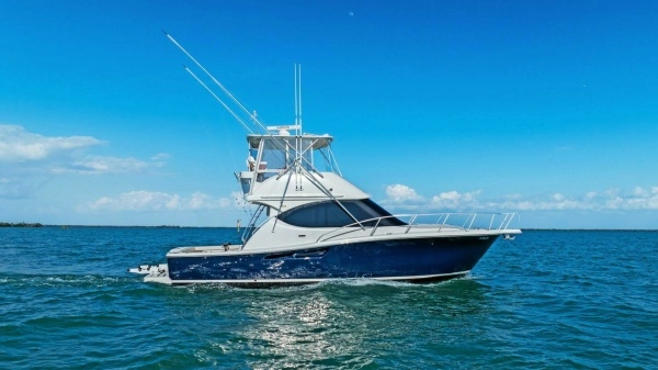 39-ft-Tiara Yachts-2013-3900 Convertible-Salty Dach-Placida Florida United States yacht for sale