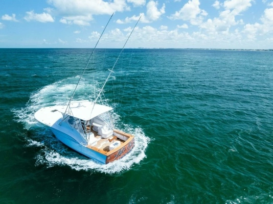 2018 Custom Carolina 35