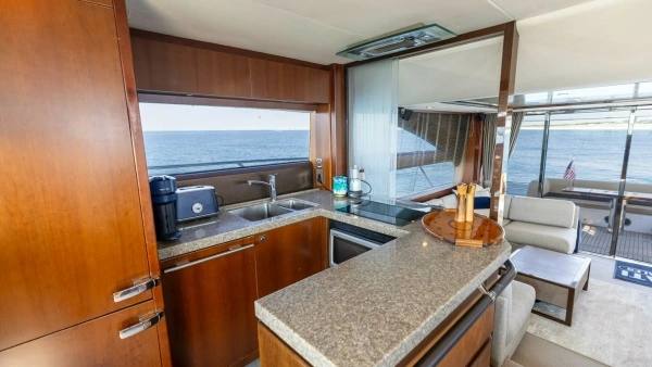 2011 Princess 64
